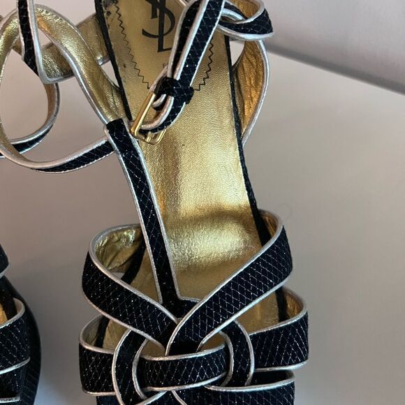 YSL tribute platform  - Picture 2 of 12